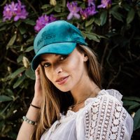  Baseball sapkák és napszemüvegek